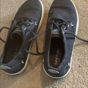 Kids Sperry size 2